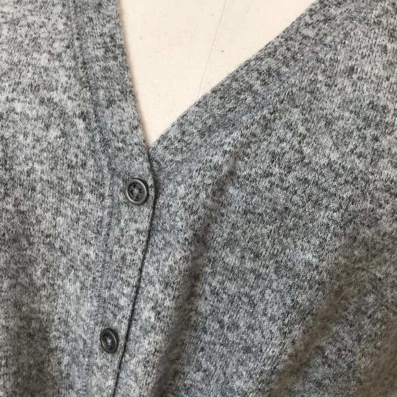 Abercrombie & Fitch Grey Front Tie Button Down Cardigan - Picture 5 of 6